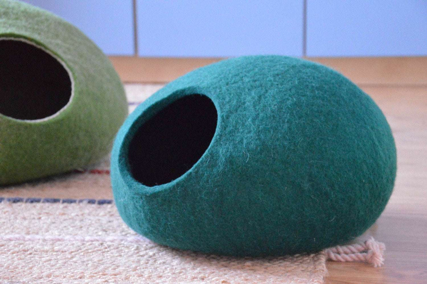 Emerald Green Cat Bed - Luxury Pet Cave - Home Soul