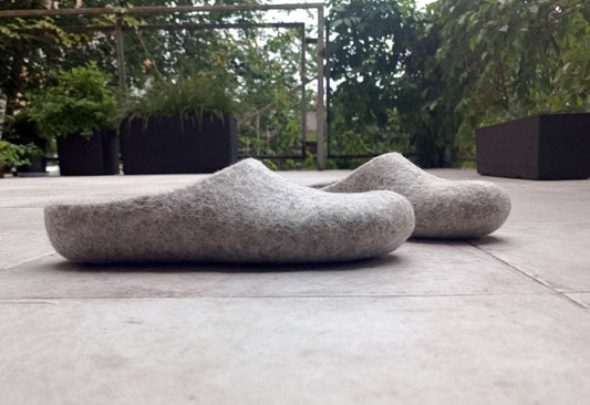 Eco-Friendly Grey Men's Slippers - Sustainable Wool - Home Soul