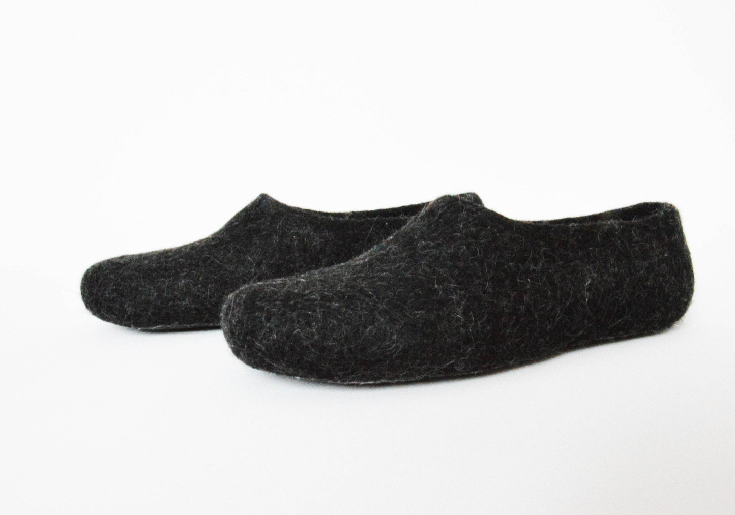 Eco friendly natural brown black color felted men slippers - Home Soul