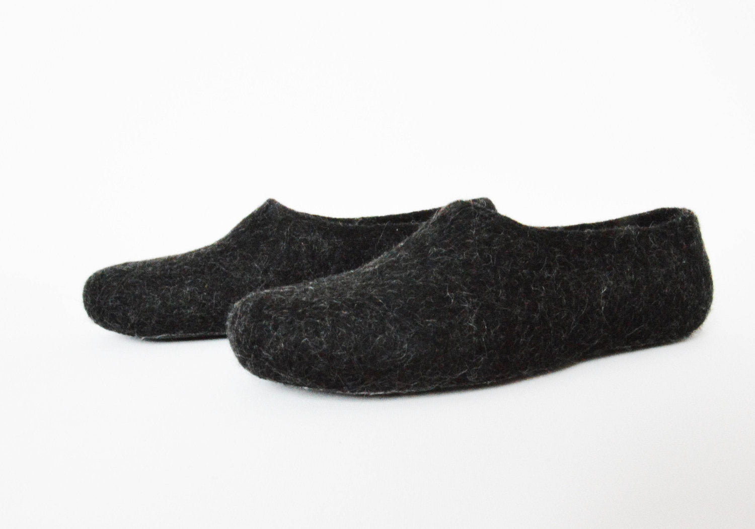 Eco friendly natural brown black color felted men slippers - Home Soul