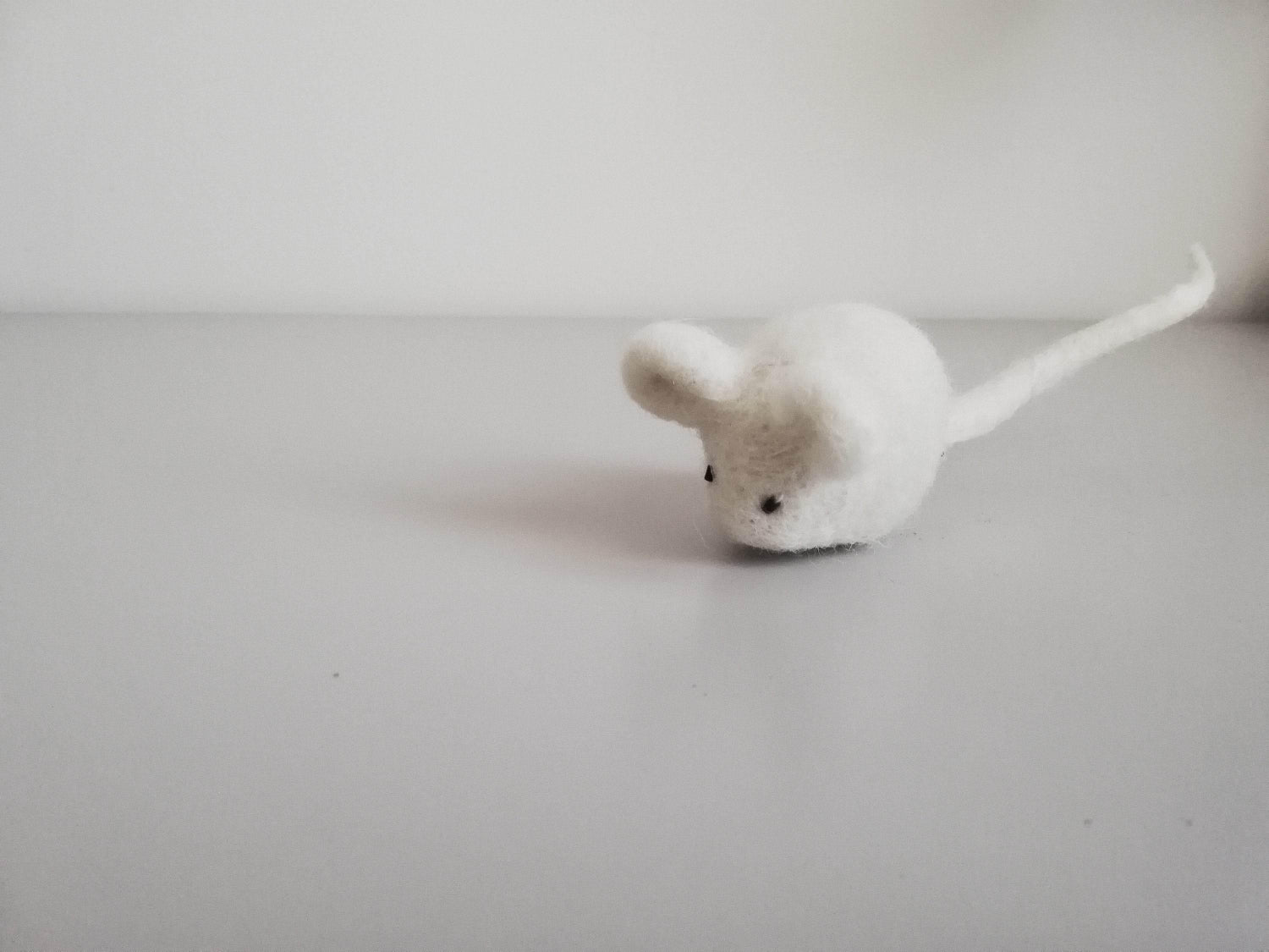 Handfelted Cat Toy Mouse - Interactive Kitten Toy - Home Soul