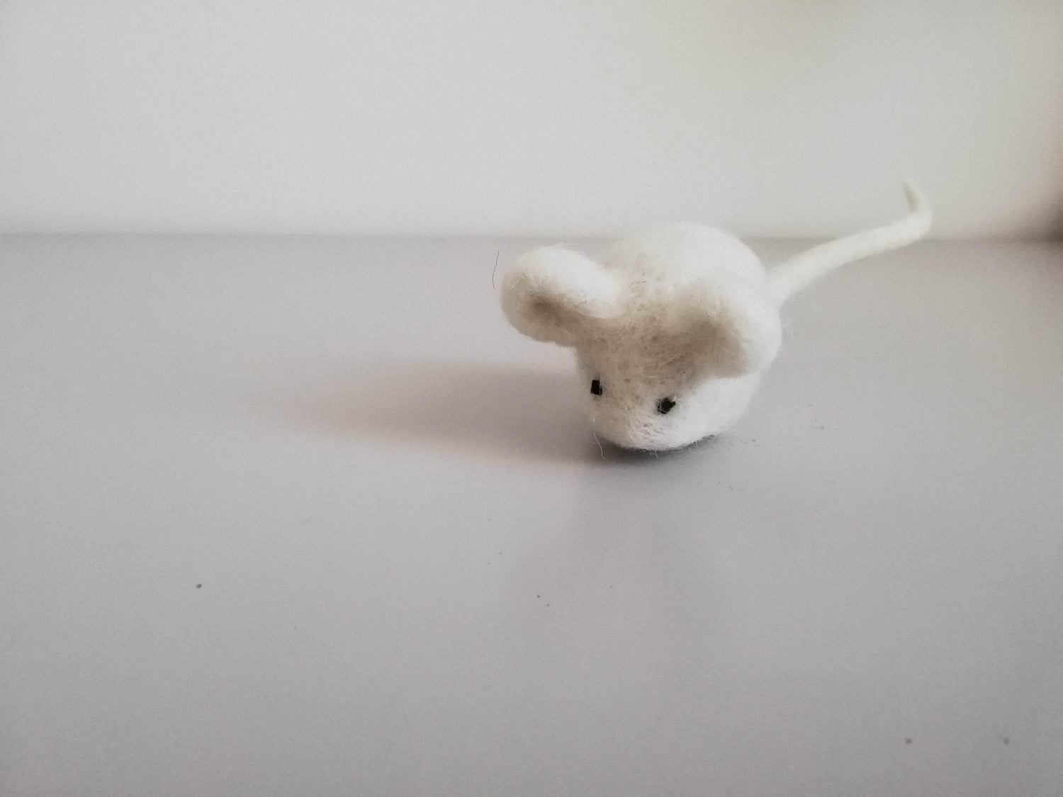 Handfelted Cat Toy Mouse - Interactive Kitten Toy - Home Soul