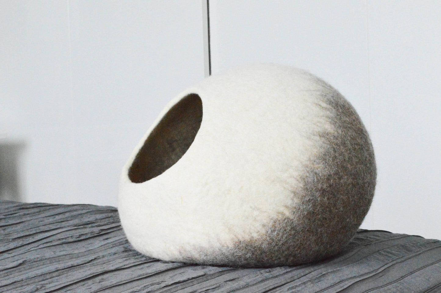 Ombre Bubble Cat House - Gradient Pet Bed - Home Soul