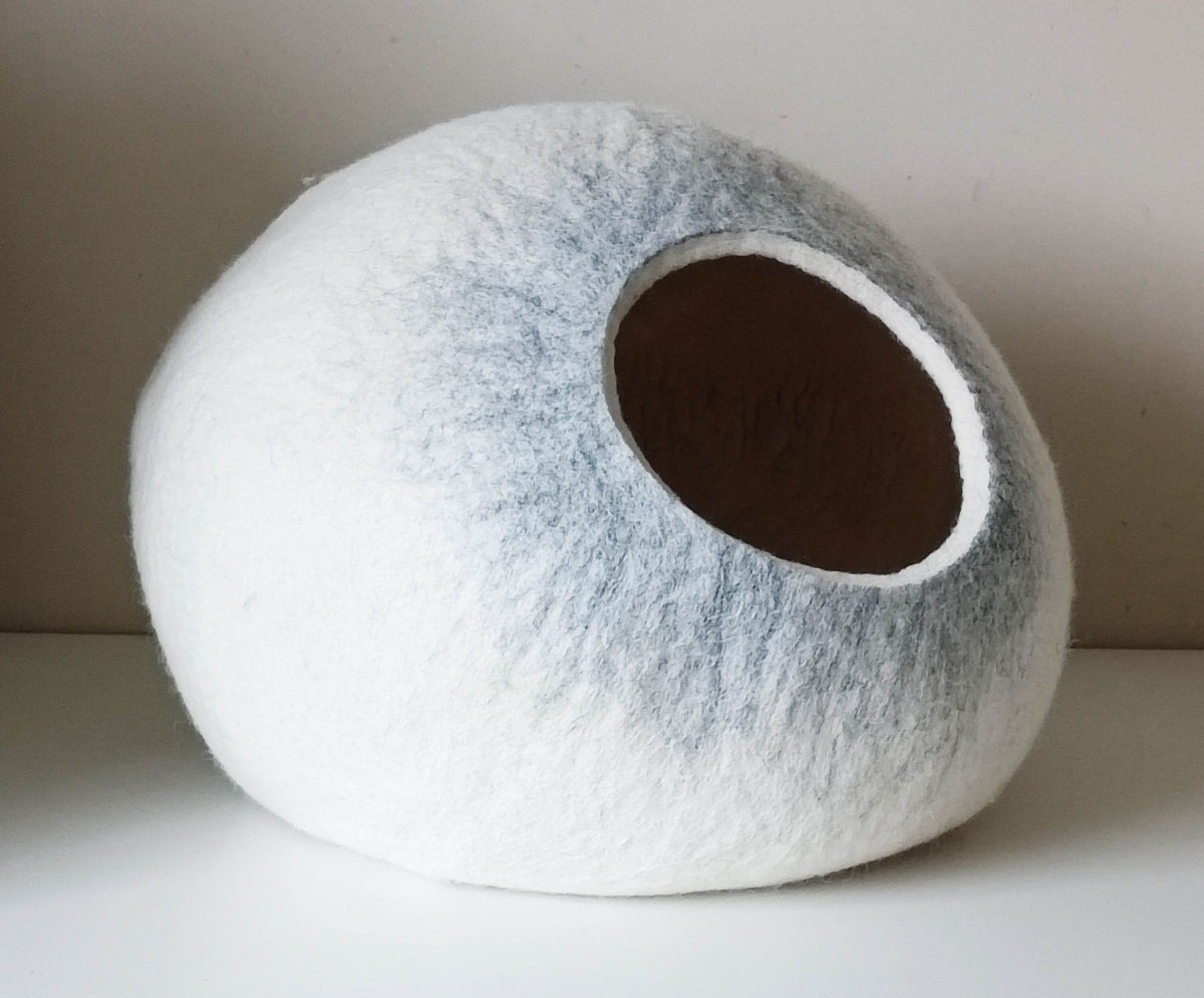 Ombre Pet Bed - Modern Gradient Design - Home Soul