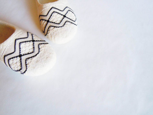 Rhombus Slippers - Geometric Pattern House Shoes - Home Soul
