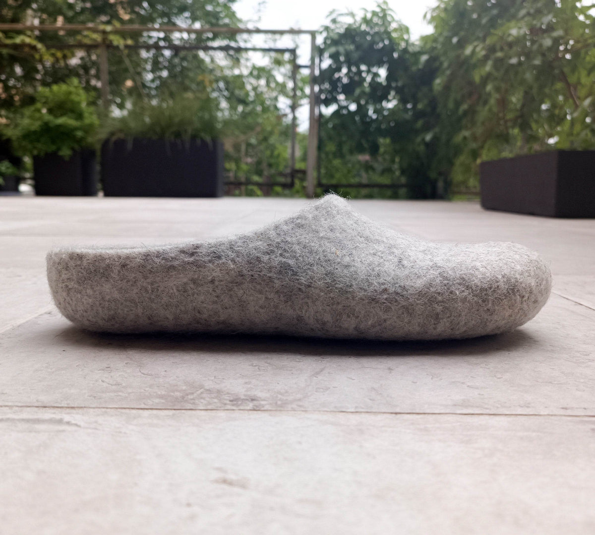 Eco-Friendly Grey Men's Slippers - Sustainable Wool - Home Soul