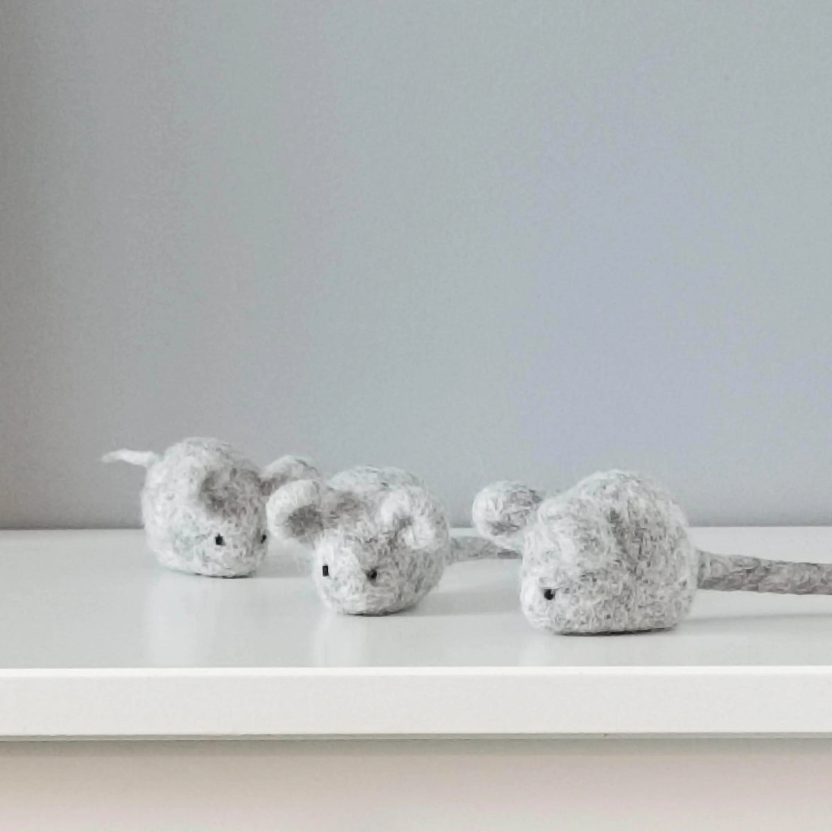 Handfelted Cat Toy Mouse - Interactive Kitten Toy - Home Soul