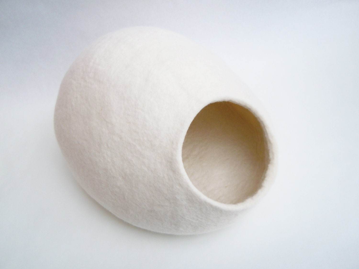 Modern White Pet Bed - Contemporary Cat Cave - Home Soul