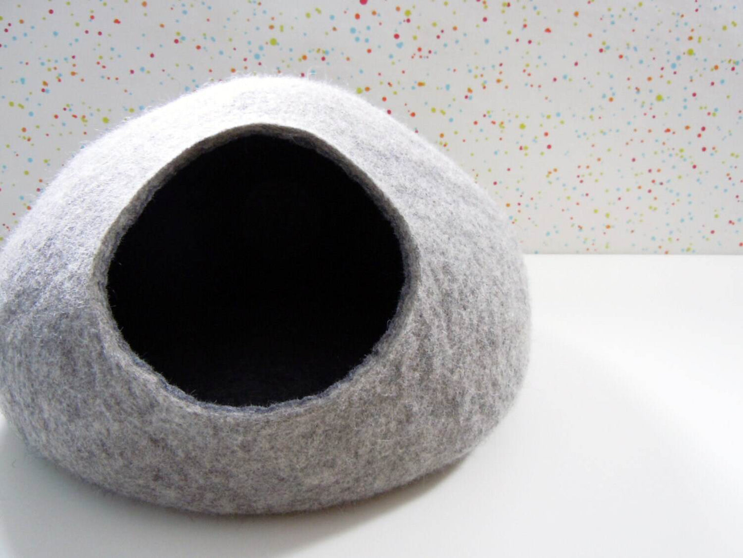 Felted Cat House - Custom Color Pet Bed - Home Soul
