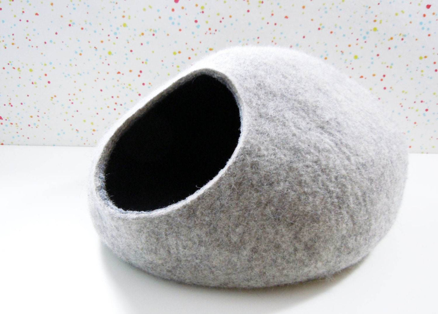 Felted Cat House - Custom Color Pet Bed - Home Soul