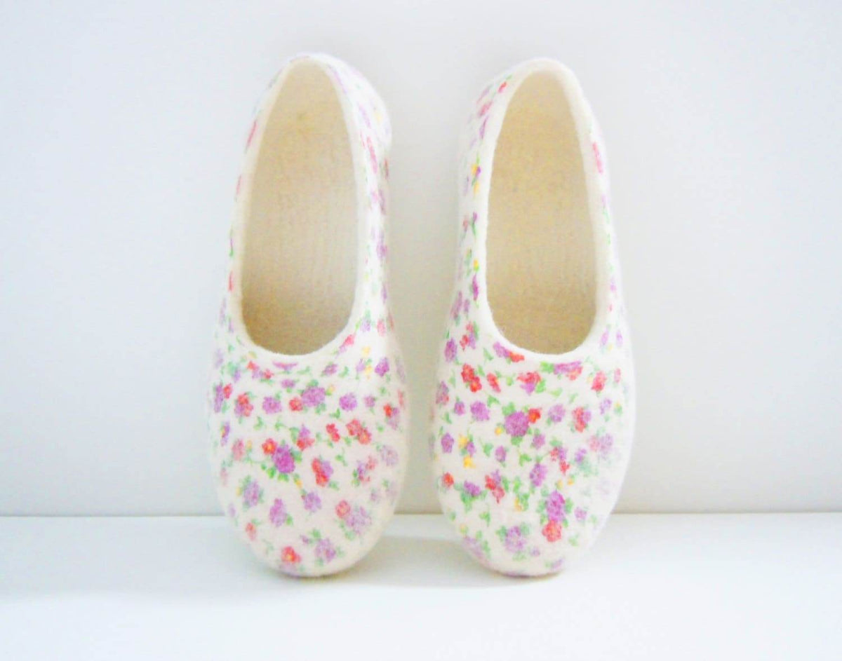 Garden Flowers Slippers - Floral House Shoes - Home Soul