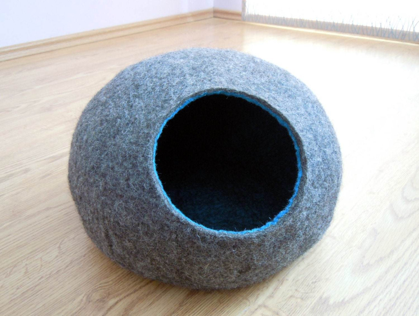 Custom Dual-Tone Pet Bed - Two Color Cat Cave - Home Soul