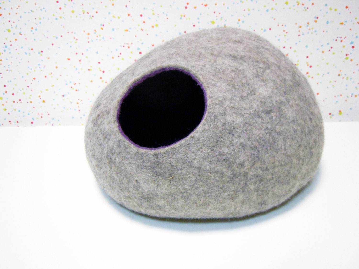Stylish Two Color Pet Bed - Custom Cat Cave - Home Soul