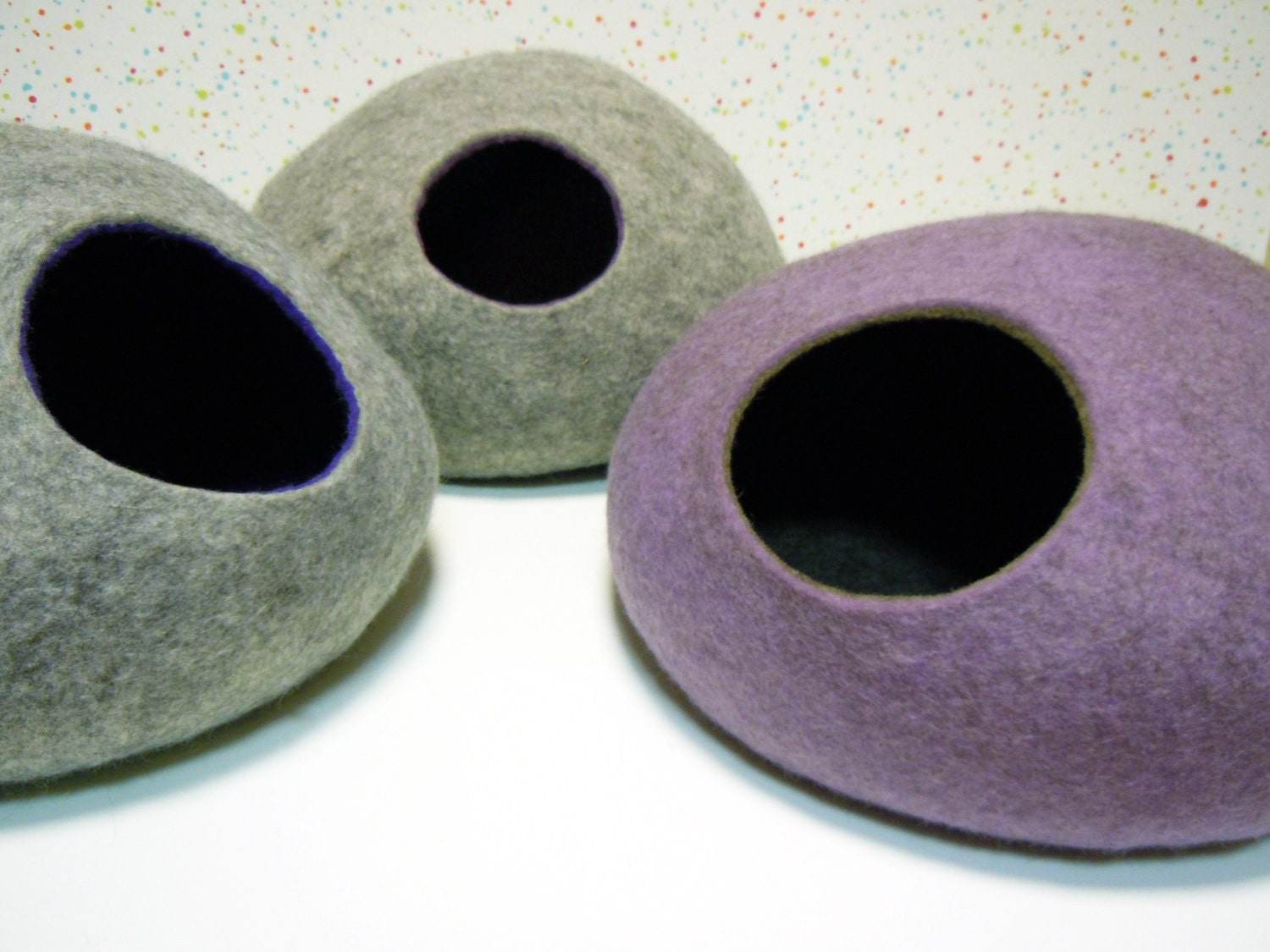 Stylish Two Color Pet Bed - Custom Cat Cave - Home Soul